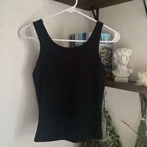 black tank!! 🖤